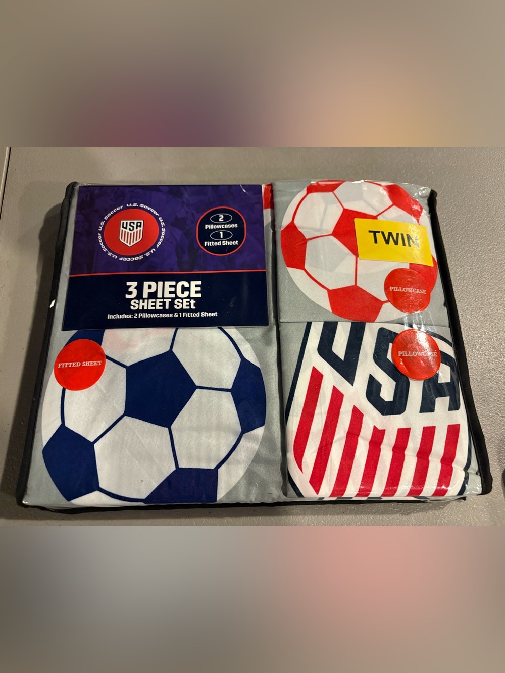 NWT US Soccer TWIN 3 Piece Bed Sheet Set - Fitted Sheet 2 Pillowcases Pulisic